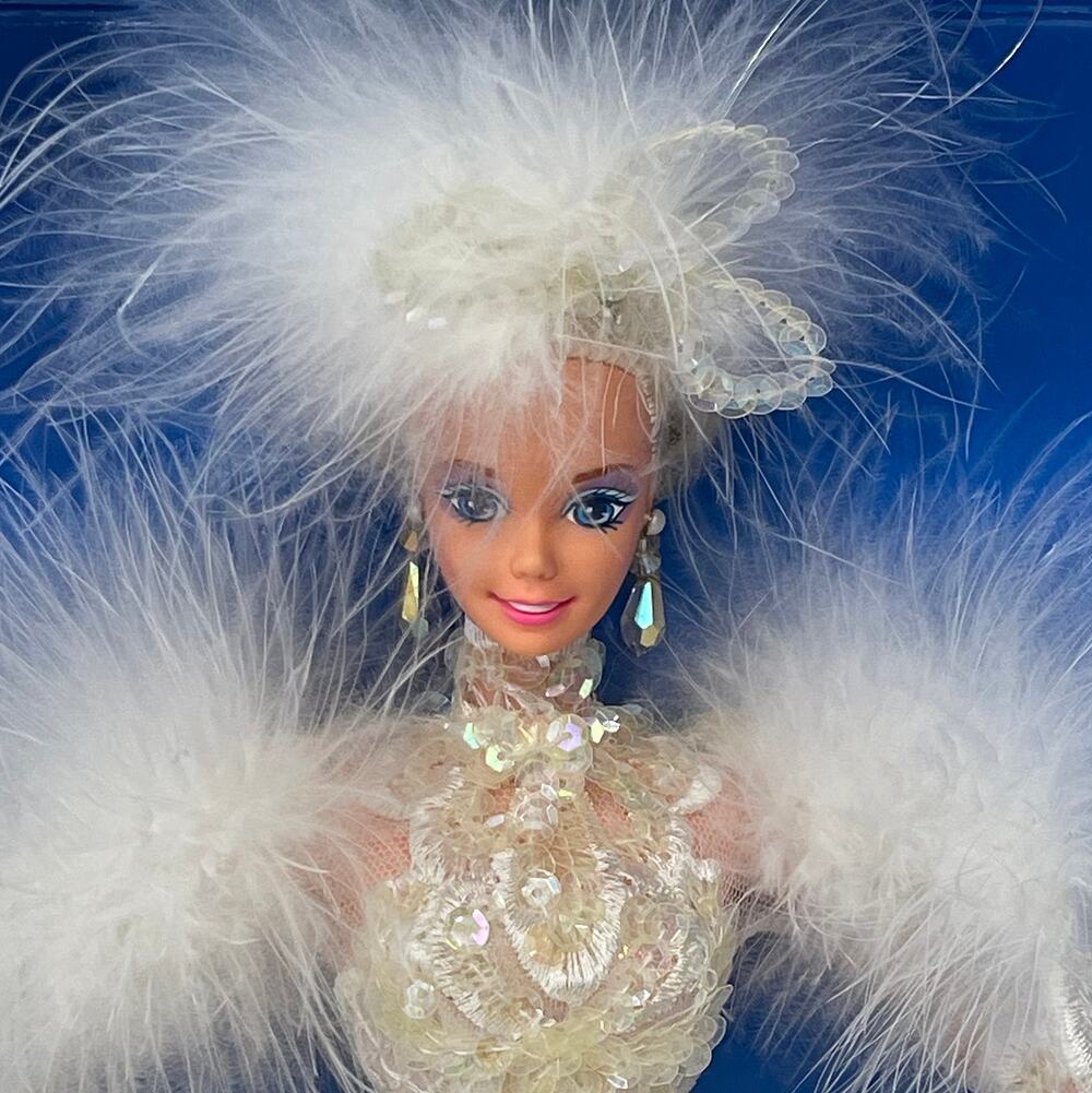 Mattel Snow Princess Barbie Vintage 1994 Winter Enchanted Seasons 11875 NRFB